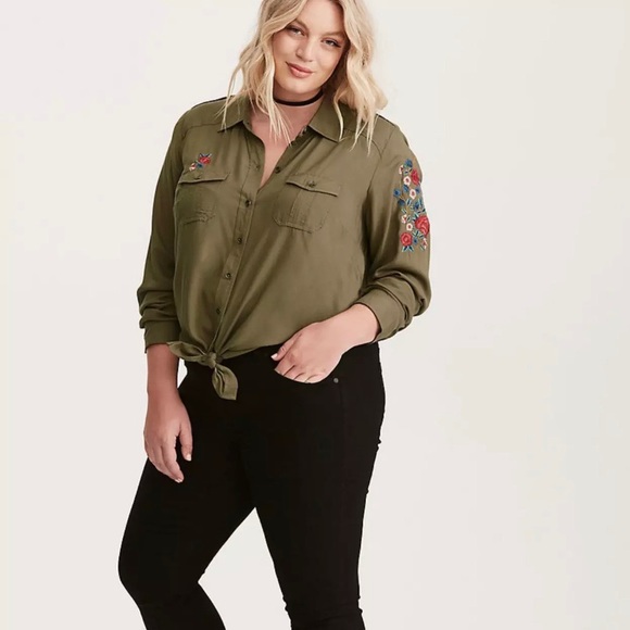 torrid Tops - BUY1GET1FREE🎉Torrid Olive Green Floral Embroidere